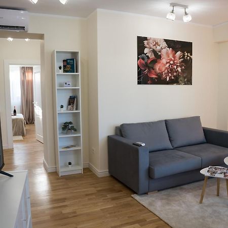 Azaleea Apartments บูคาเรสต์ ภายนอก รูปภาพ