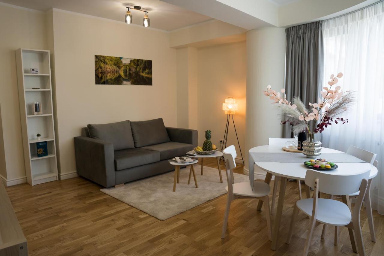 Azaleea Apartments บูคาเรสต์ ภายนอก รูปภาพ