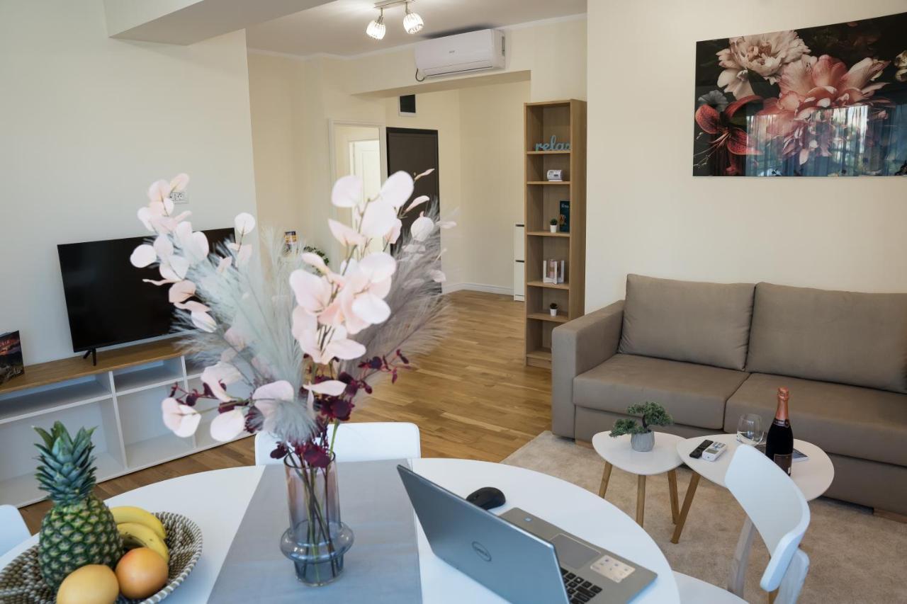 Azaleea Apartments บูคาเรสต์ ภายนอก รูปภาพ